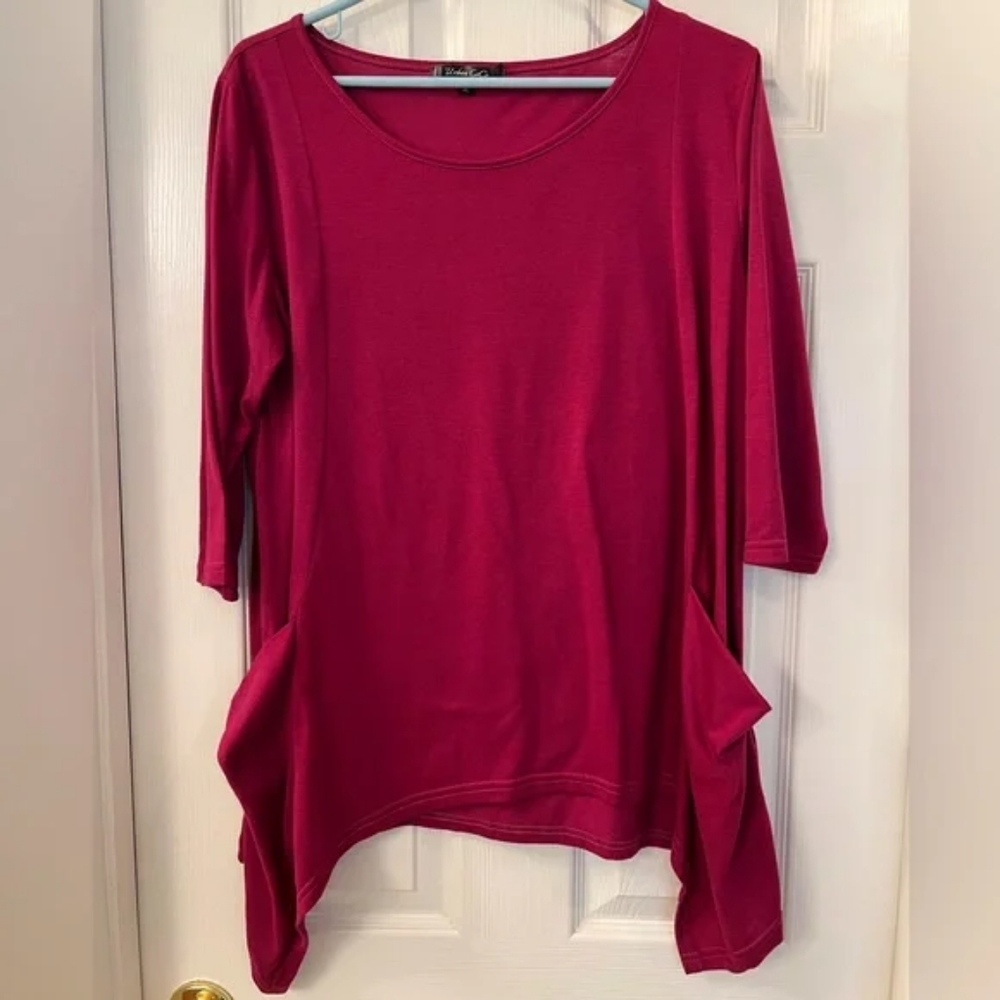 Shark Bite Tunic with Pockets & Full Length Sleeves - Burgundy Wine